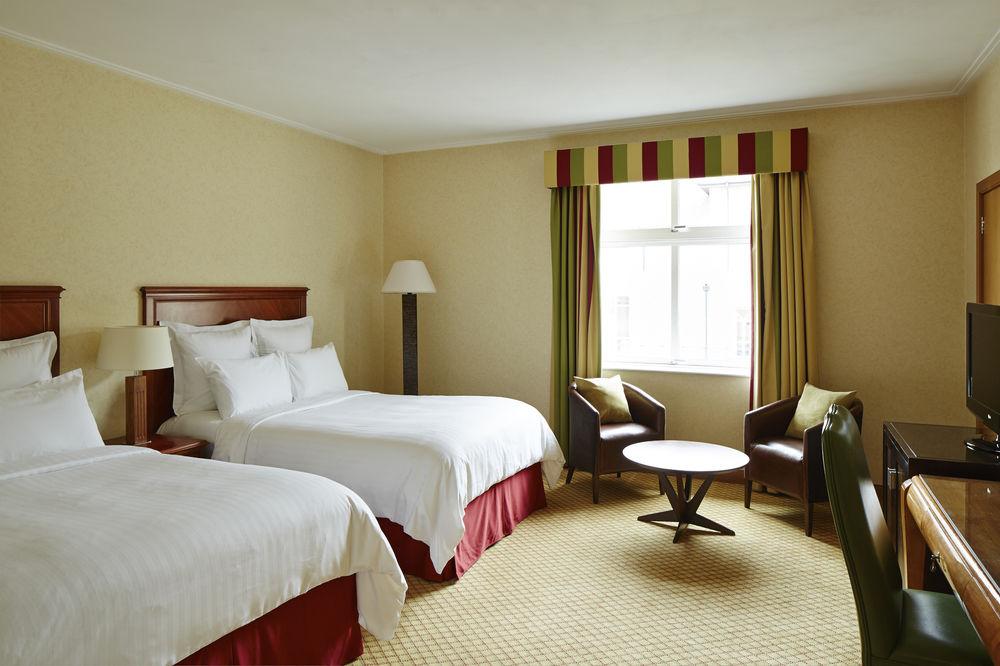 Delta Hotels By Marriott Bexleyheath Extérieur photo