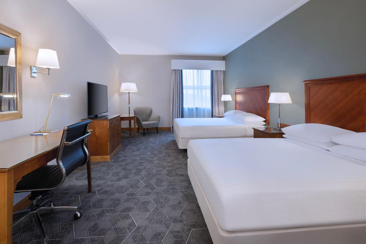 Delta Hotels By Marriott Bexleyheath Extérieur photo