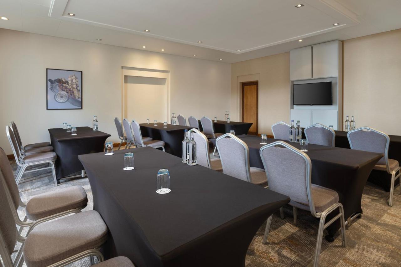 Delta Hotels By Marriott Bexleyheath Extérieur photo