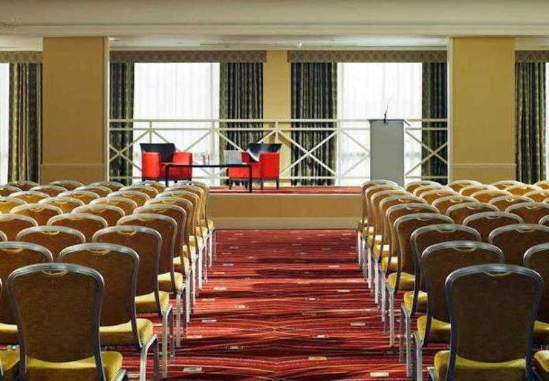 Delta Hotels By Marriott Bexleyheath Extérieur photo
