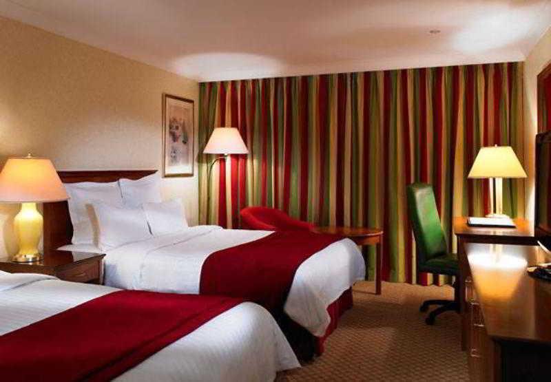 Delta Hotels By Marriott Bexleyheath Extérieur photo